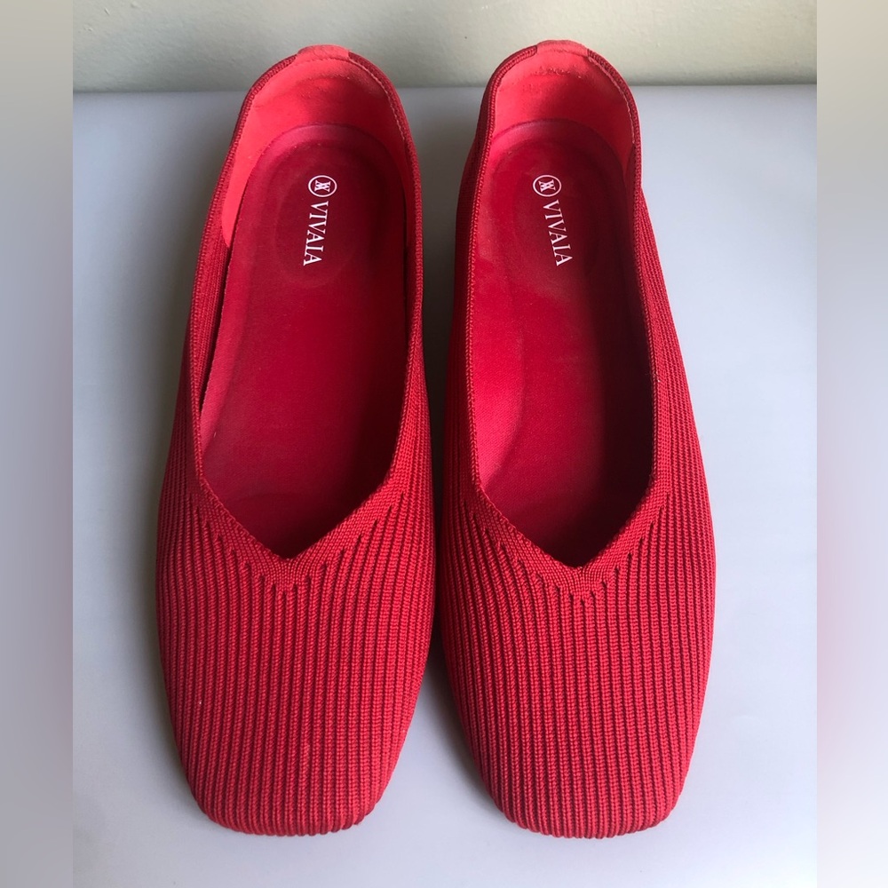 Vivaia Margot Square Toe V-Cut Flats Red Ribbed Knit Shoes Size: EUR 39 = US 8.5